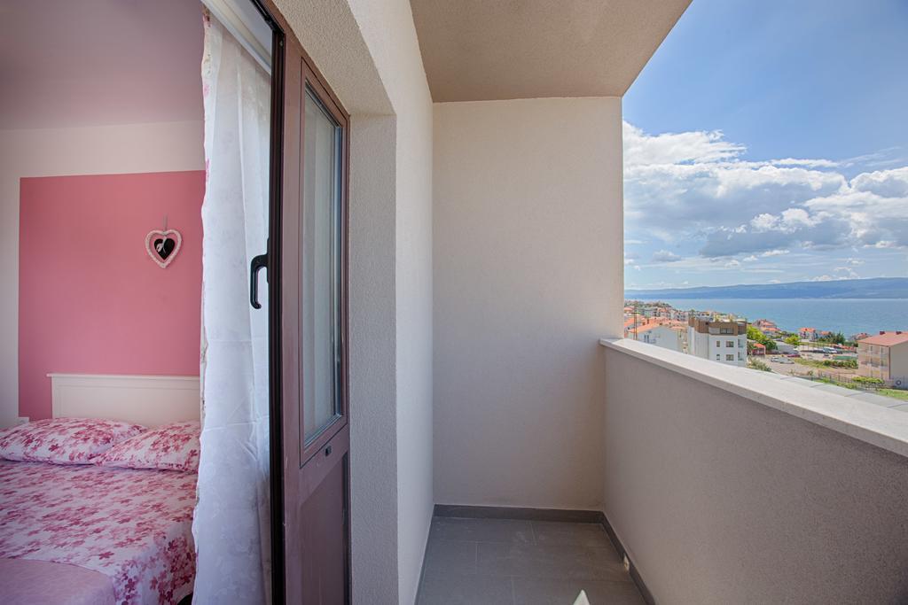 Apartment Dijana Podstrana Bagian luar foto