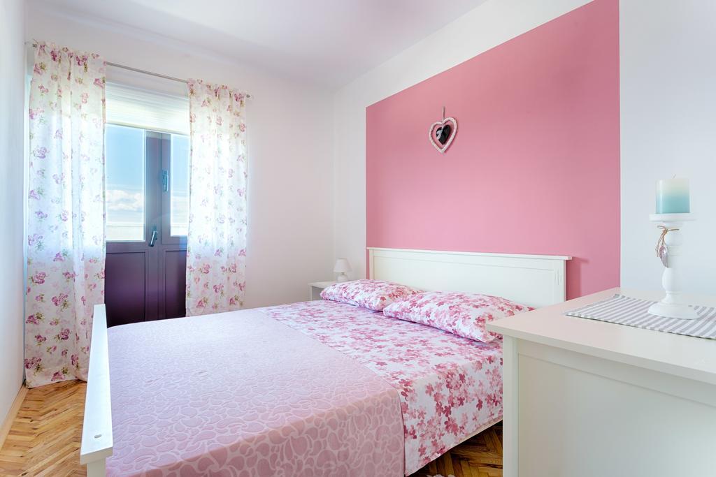 Apartment Dijana Podstrana Bagian luar foto