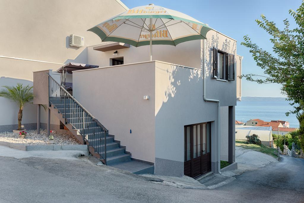 Apartment Dijana Podstrana Bagian luar foto